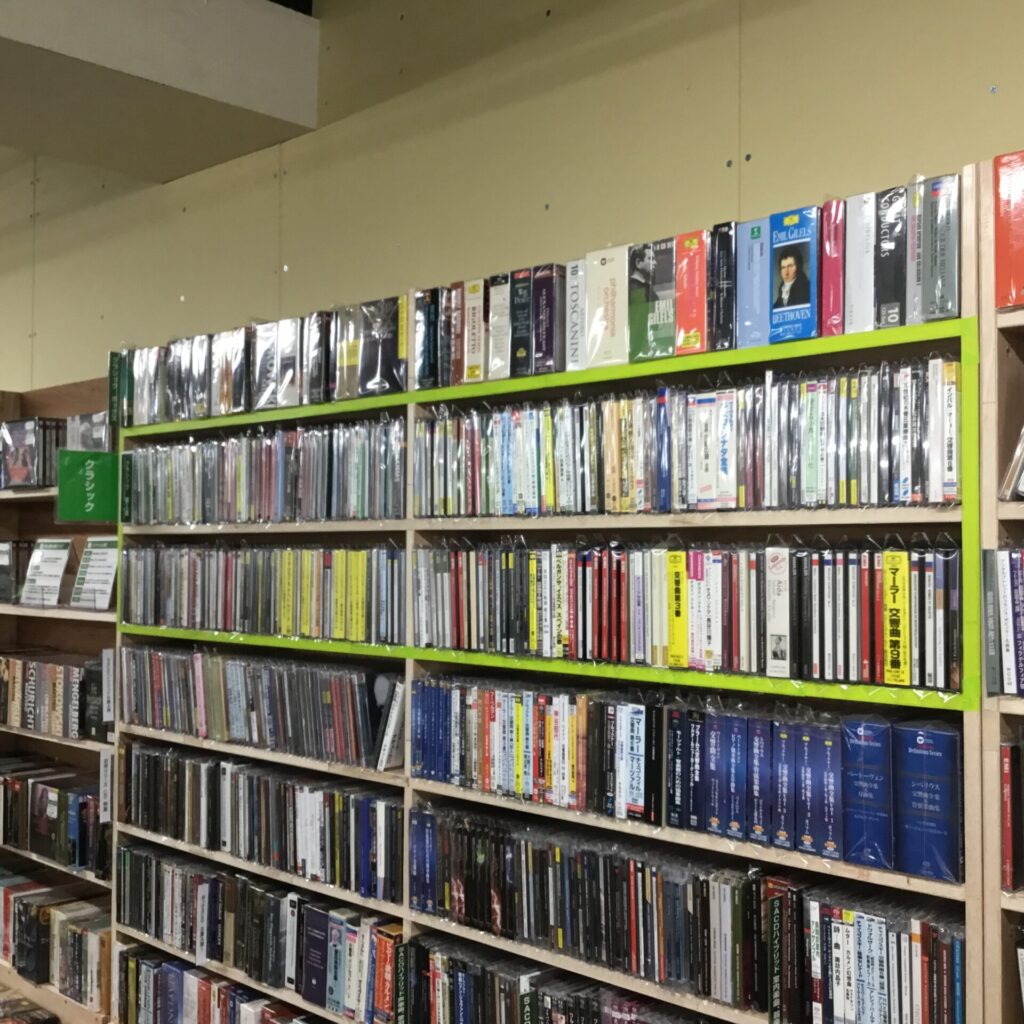 【お知らせ】 クラシックCDの新入荷コーナーを拡張しました。
