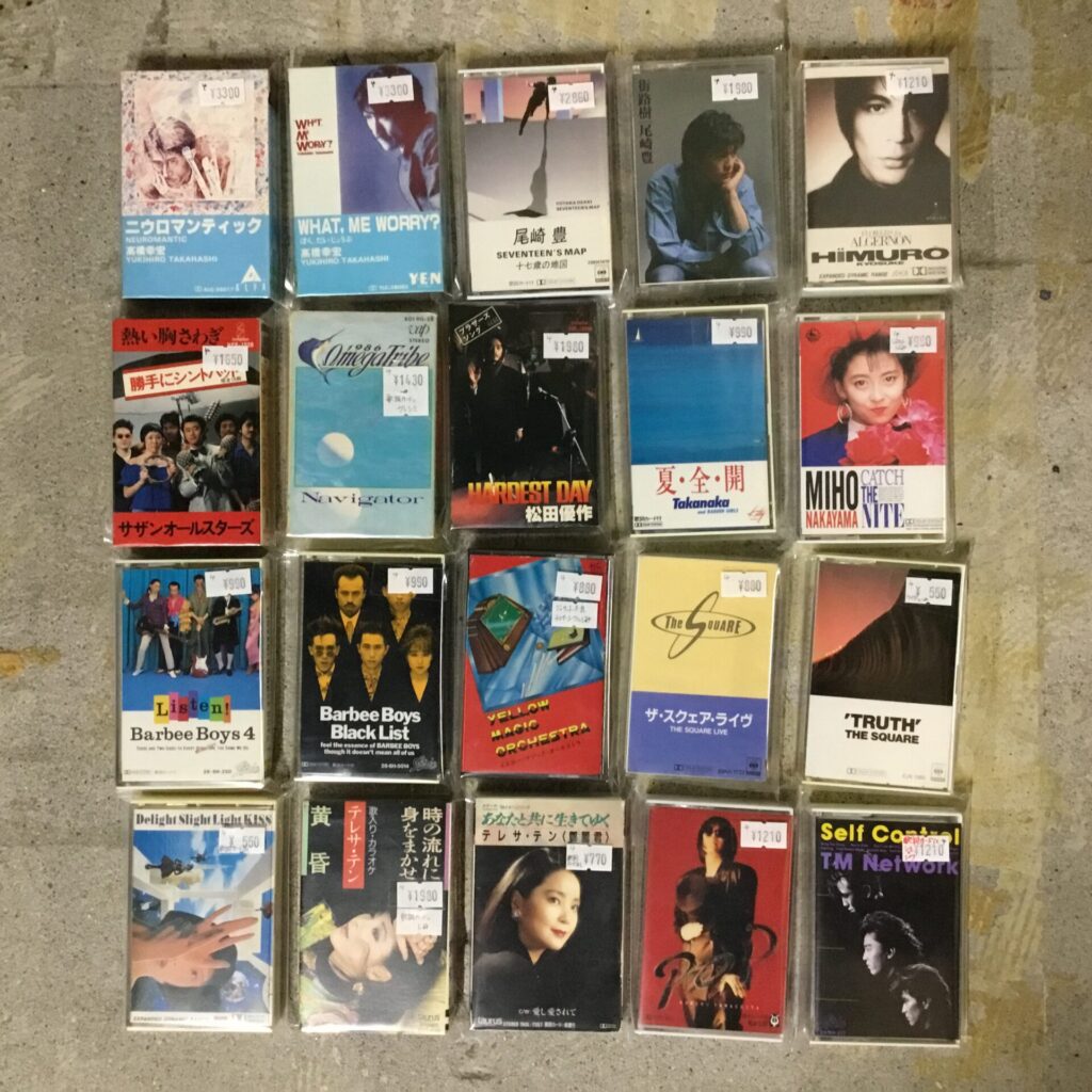 【新入荷情報】カセットテープが130本以上のボリュームで入荷しました。