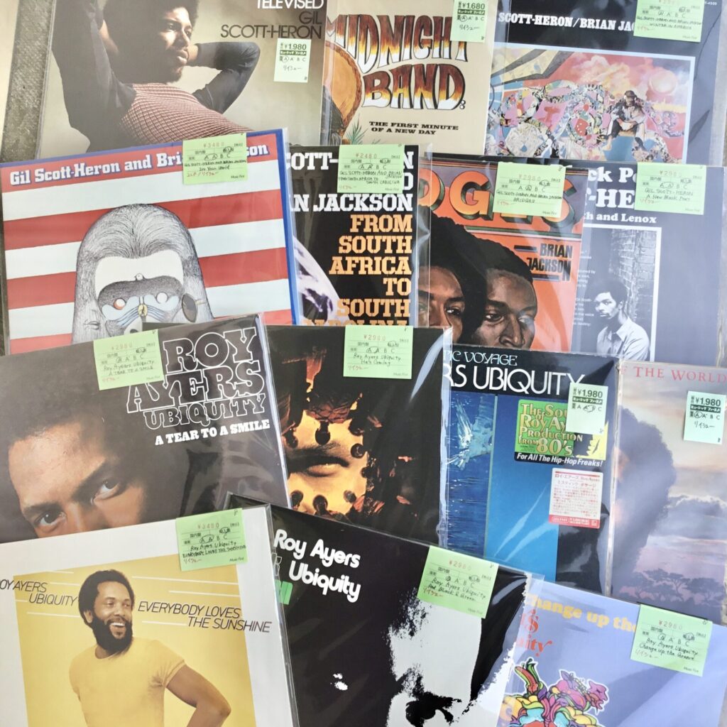 【新入荷情報】 レア・グルーヴやジャズ・ファンク好きの偉大なレジェンドおふたり ギル・スコット・ヘロンとロイ・エアーズの再発盤LPがまとまって入荷しました。その❷
