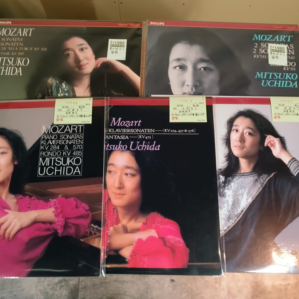 【新入荷情報】内田光子 / モーツァルト:ピアノ・ソナタ・シリーズのLPが入荷しました。
